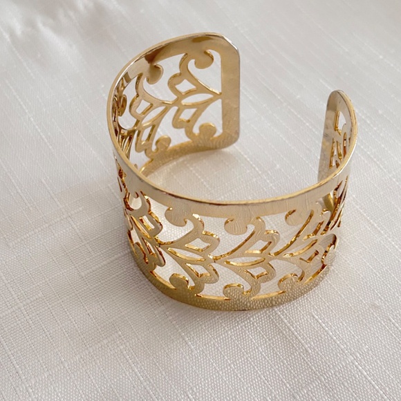 Filigree Cut Out Statement Wide Large Cuff Metal Bangle Bracelet Gold Tone - Picture 5 of 8